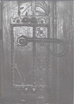 door-handle-prague